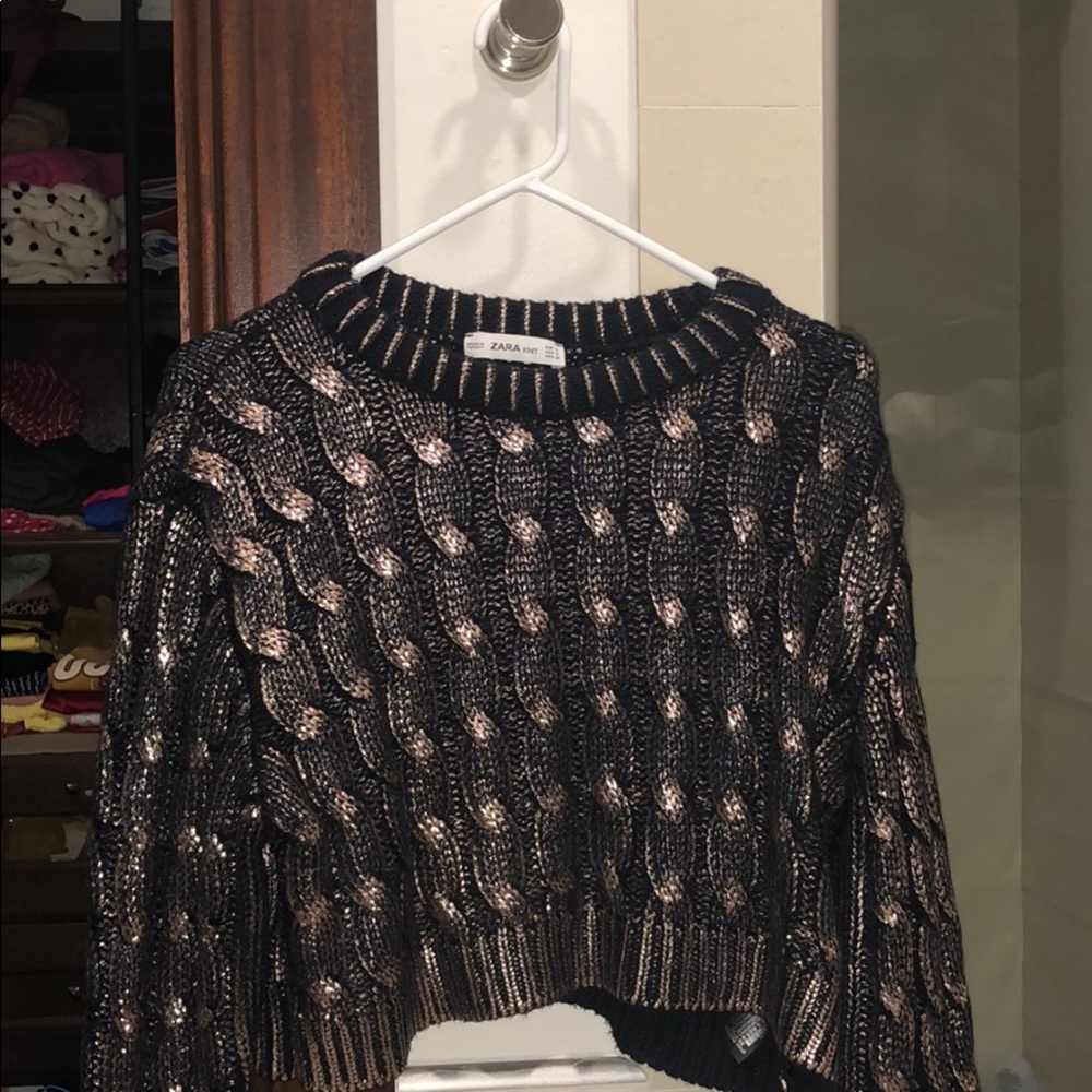 Knit sweater